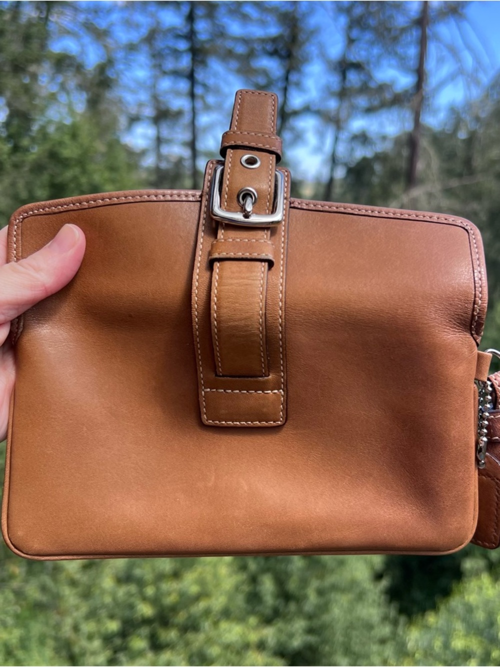 COACH VINTAGE Brown Leather Clutch with Wallet Closing Flap and Tassel AUTHENTIC - Picture 5 of 13